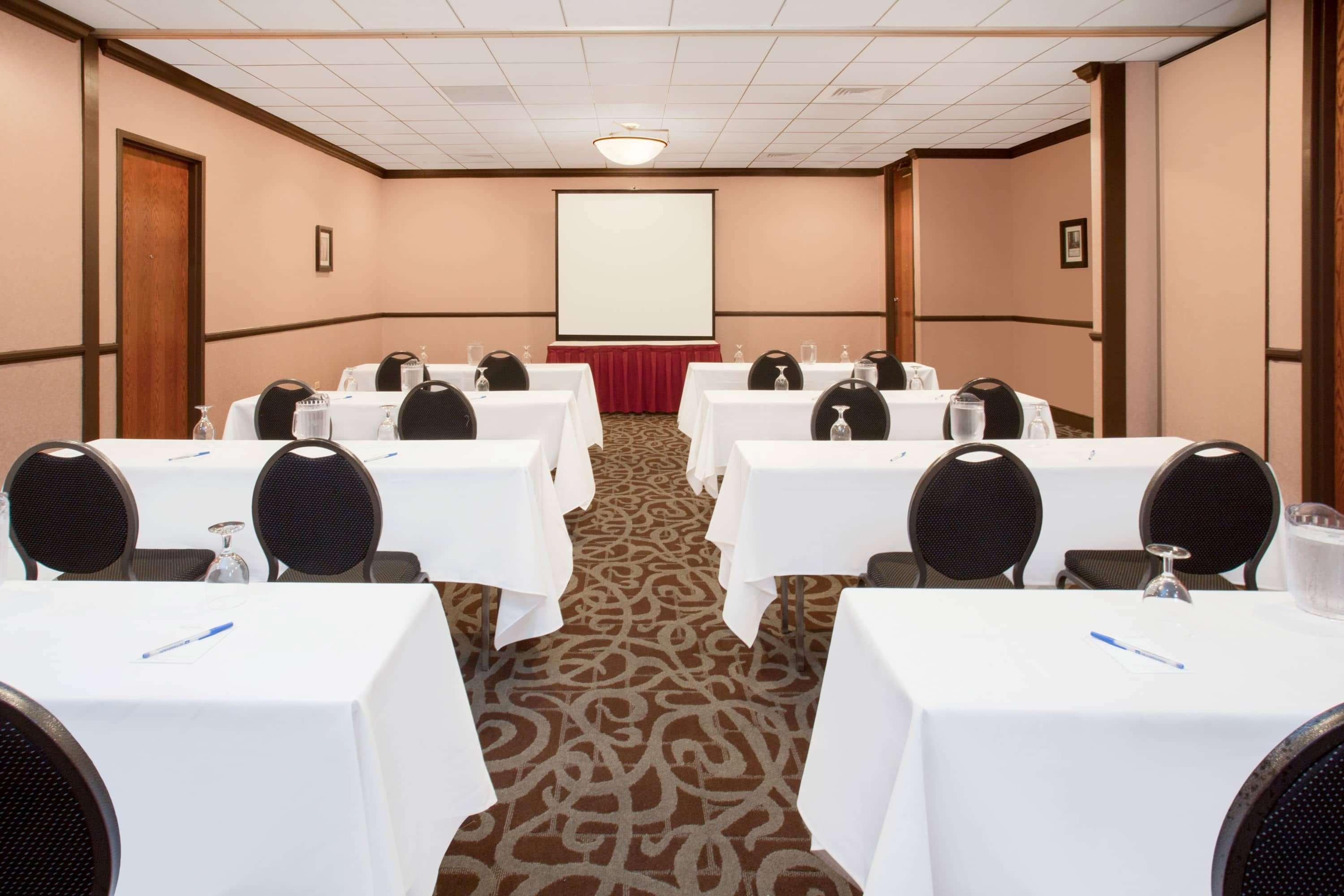 Wyndham Garden Schaumburg Chicago Northwest Hotel Ngoại thất bức ảnh