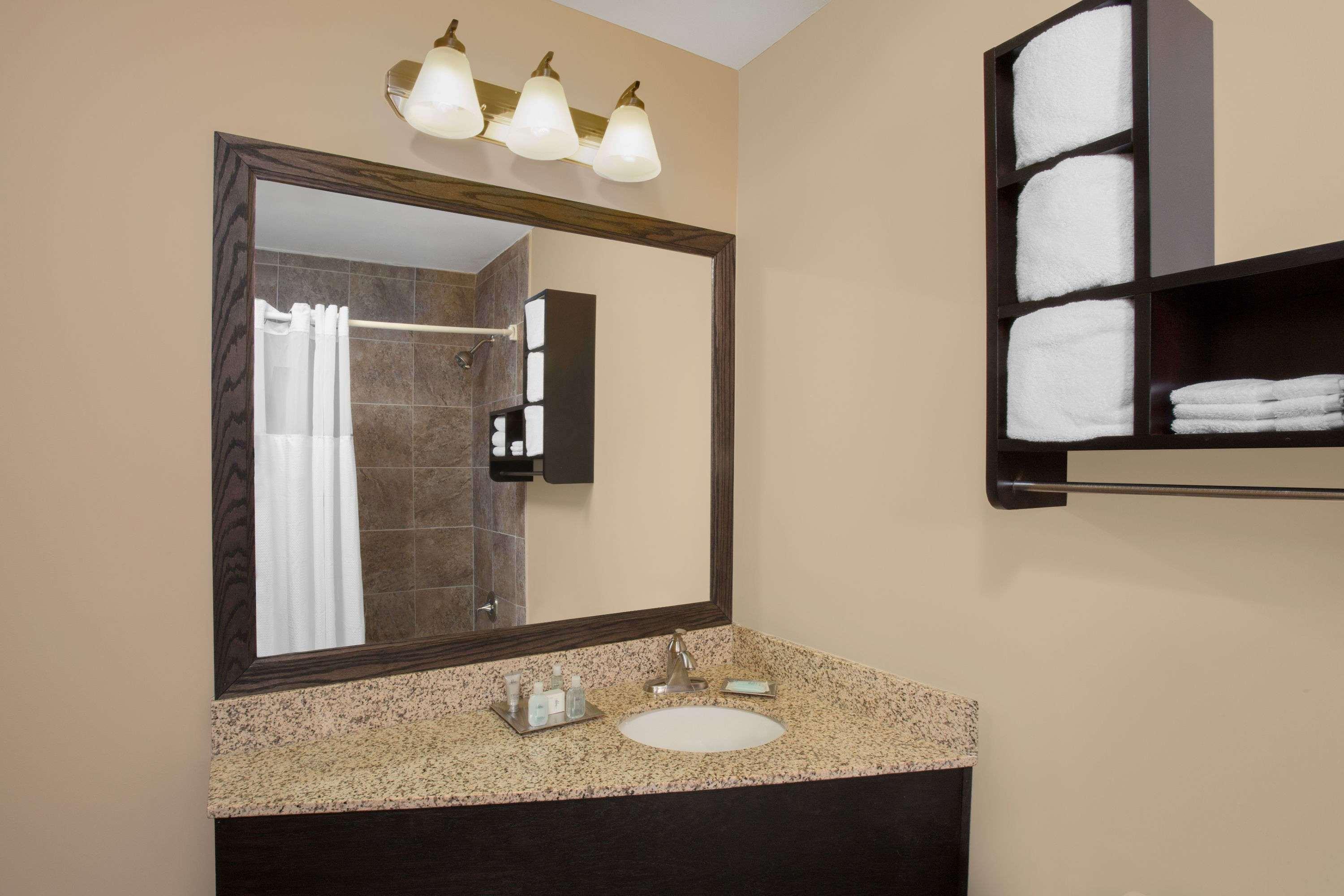 Wyndham Garden Schaumburg Chicago Northwest Hotel Ngoại thất bức ảnh